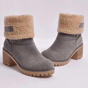 Gomelly Chunky Heel Mid-Calf Ankle Booties NWOT
